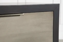 Bayliss 6 Drawer Dresser -Home Furniture 248769 black wood dresser detail 11